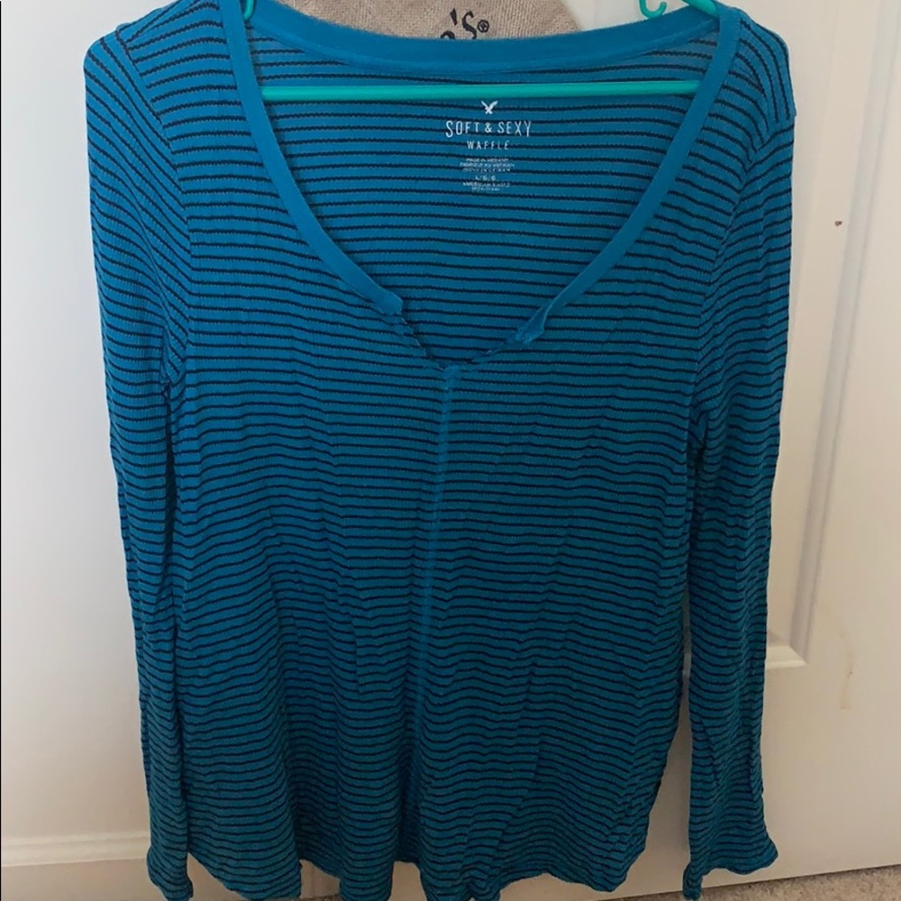 AE long sleeve top
